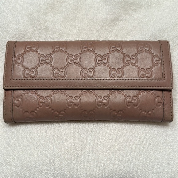 Gucci Guccissima Bifold Wallet - Picture 2 of 12